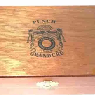 Punch Grand Cru Robusto Maduro Factory Sealed Box of 20 Cigars - Year 2003